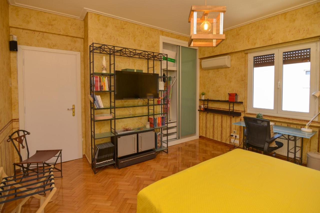 Athens Stylish Studio In Front Of Syntagma Metro Stop For 2 Екстер'єр фото