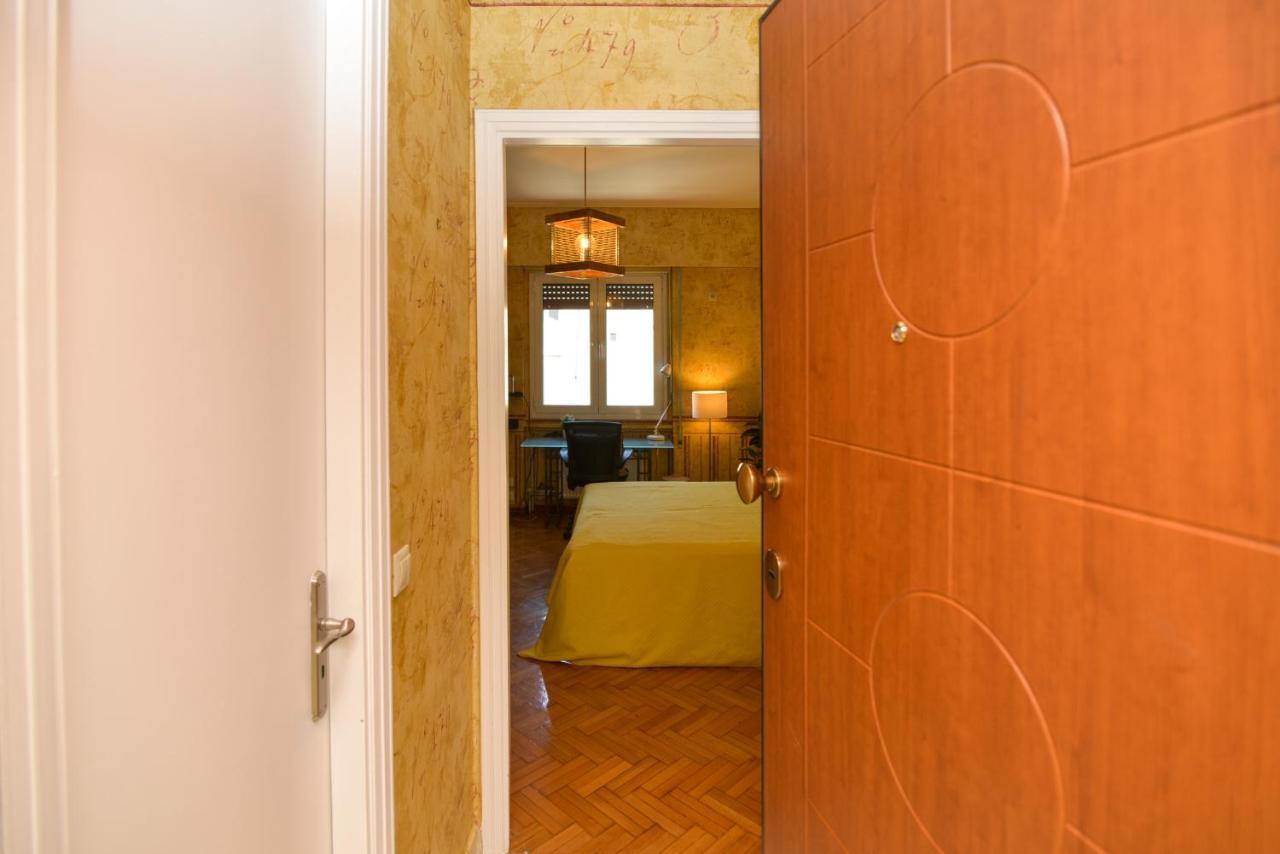 Athens Stylish Studio In Front Of Syntagma Metro Stop For 2 Екстер'єр фото