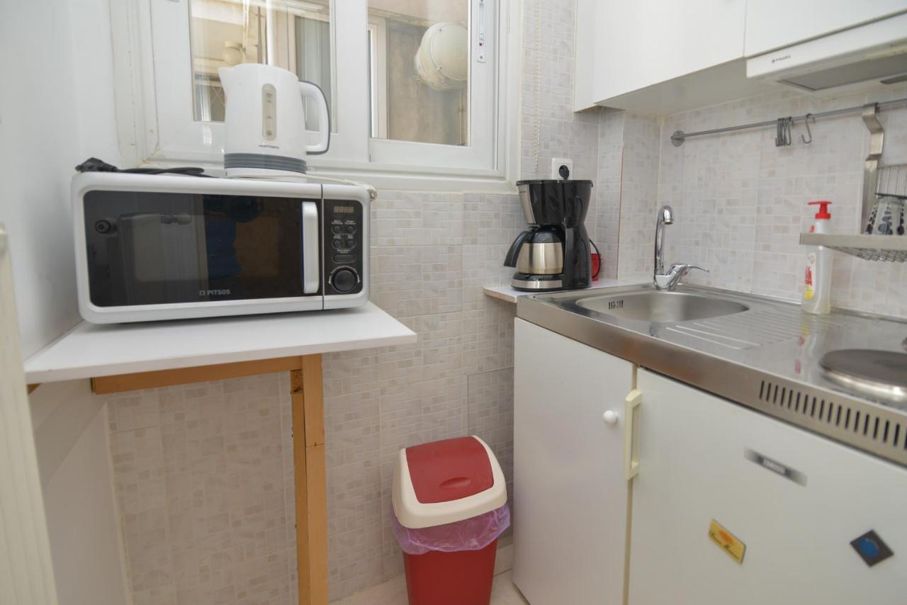Athens Stylish Studio In Front Of Syntagma Metro Stop For 2 Екстер'єр фото